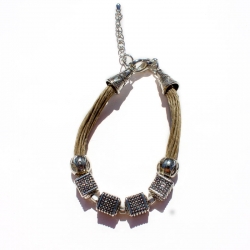Bracelet lin- Bracelet ethnique - Bijoux ethniquex artisanaux - bijoux fantaisie femme lantana