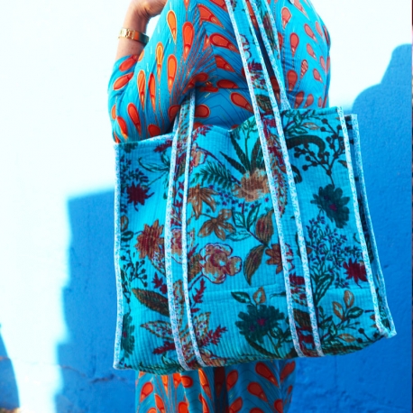 Grand sac cabas en velours bleuri bleu